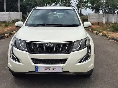 2015 Mahindra XUV500 W6 1