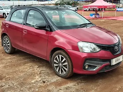 2017 Toyota Etios Liva VX Dual Tone