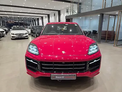 2025 Porsche Cayenne Base 1