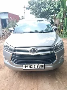 Second Hand Toyota Innova Crysta 2.4 V Diesel in Pondicherry Second Hand Toyota Innova Crysta 2.4 V Diesel in Pondicherry