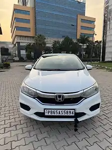 2018 होंडा सिटी SV डीज़ल 1