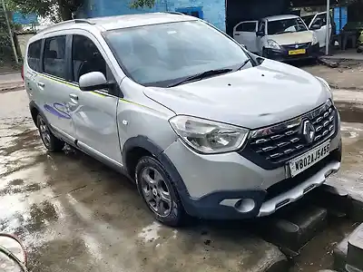 2016 रेनो लॉजी 110 पीएस rxz 7 सीटर [2015-2016] 1