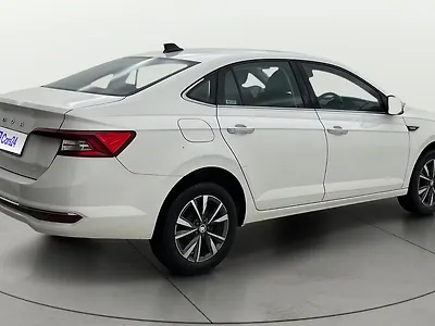 2023 Skoda Slavia Style 1.0L TSI AT