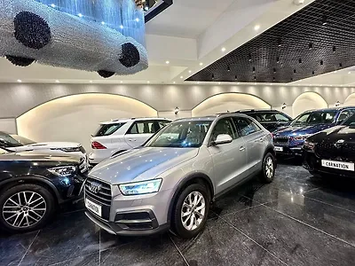 Second Hand Audi Q3 30 TFSI Premium in Delhi