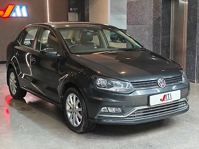 Second Hand Volkswagen Ameo Highline Plus 1.0L (P) 16 Alloy in Ahmedabad