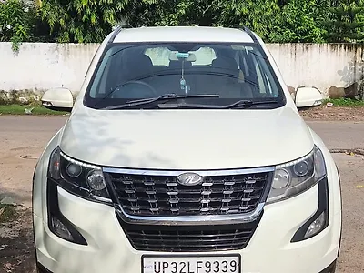 2020 महिंद्रा XUV500 w7 [2018-2020] 1