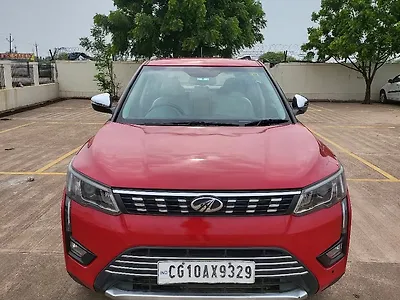 Second Hand Mahindra XUV300 1.5 W8 AMT in Durg