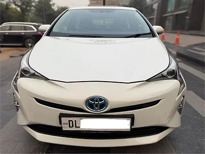 Second Hand Toyota Prius 1.8 Z8 CVT in Delhi