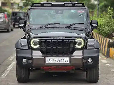 2025 महिंद्रा थार रॉक्स AX7 L 2WD Diesel 2.2L Turbo Manual 1