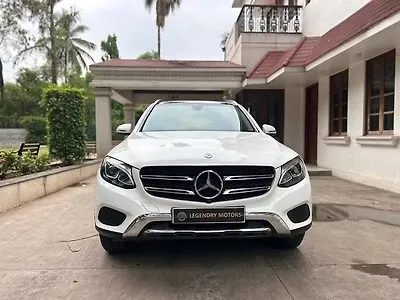 2017 Mercedes-Benz GLC 220 d Progressive 1