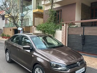 2016 Volkswagen Vento Highline 1.2 (P) AT