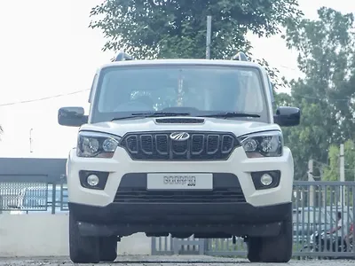 2022 Mahindra Scorpio S5 1
