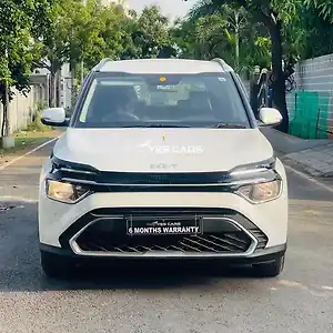 2024 किआ कारेन्स प्रेस्टीज (O) 1.5 पेट्रोल 7 सीटर 1 2024 किआ कारेन्स प्रेस्टीज (O) 1.5 पेट्रोल 7 सीटर 1