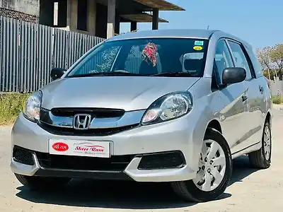 2015 होंडा मोबिलियो ई डीज़ल 1