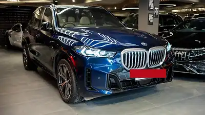 2025 BMW X5 xDrive40i M Sport 1