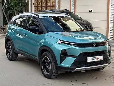 Second Hand Tata Nexon Fearless Plus (S) Purple 1.2 Petrol 7DCA Dual Tone [2023-2025] in Hyderabad