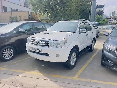 2010 Toyota Fortuner 3.0 Ltd 1
