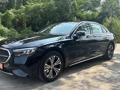 2025 Mercedes-Benz E-Class E220d [2024-2025] 1
