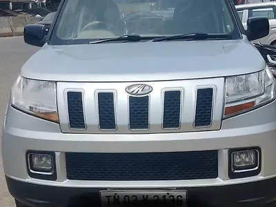 2017 Mahindra TUV300 T8 1