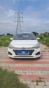 2018 हुंडई एलीट i20 मैग्ना इग्ज़ेक्यूटिव 1.2 1 2018 हुंडई एलीट i20 मैग्ना इग्ज़ेक्यूटिव 1.2 1