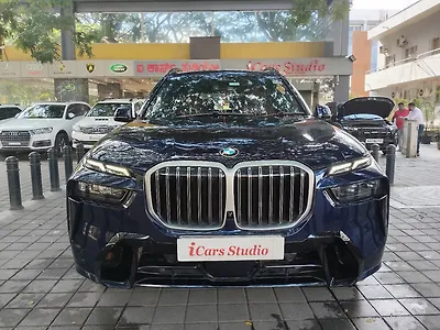 2024 BMW X7 xDrive40d M Sport 1
