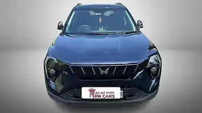 2025 महिंद्रा XUV 3XO AX5L Petrol 1.2L Turbo Manual 1 2025 महिंद्रा XUV 3XO AX5L Petrol 1.2L Turbo Manual 1