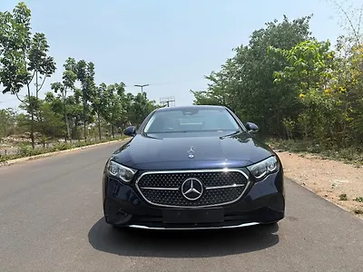 2025 Mercedes-Benz E-Class E220d [2024-2025] 1