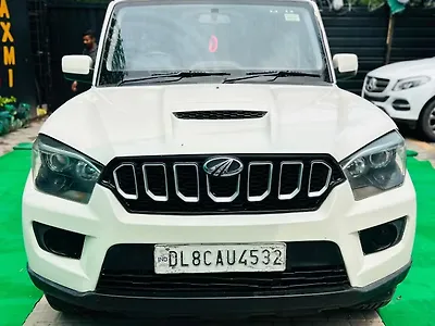 2018 Mahindra Scorpio S7 120 2WD 7 STR 1