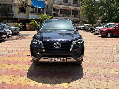 2023 Toyota Fortuner 4x2 2WD Diesel 2.8L Turbo Automatic 1