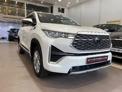 2023 Toyota Innova Hycross ZX Hybrid (Electric + Petrol) Automatic (e-CVT) 7 STR