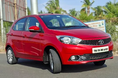 2017 Tata Tiago Revotron XZ 1 2017 Tata Tiago Revotron XZ 1