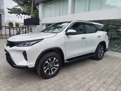 2024 Toyota Fortuner