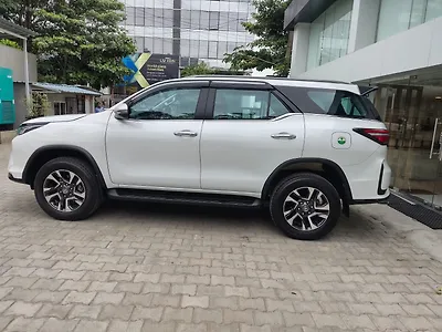 2024 Toyota Fortuner