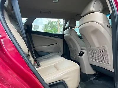 2017 Hyundai Tucson GL 2WD AT Diesel