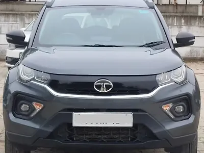 Second Hand Tata Nexon XMA in Ahmedabad