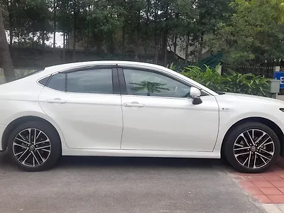 2025 Toyota Camry Elegant Hybrid (Electric + Petrol) Automatic