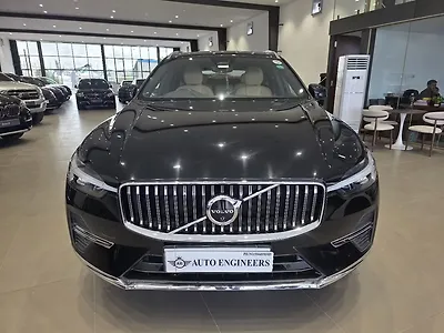 2022 Volvo XC60 B5 Ultimate [2022-2023] 1