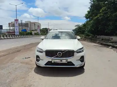 2023 वॉल्वो xc60 b5 अल्टीमेट 1