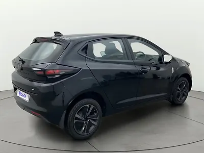 2024 Tata Altroz XZA Plus (S) Dark Edition