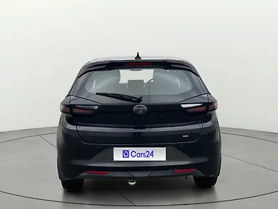 2024 Tata Altroz XZA Plus (S) Dark Edition