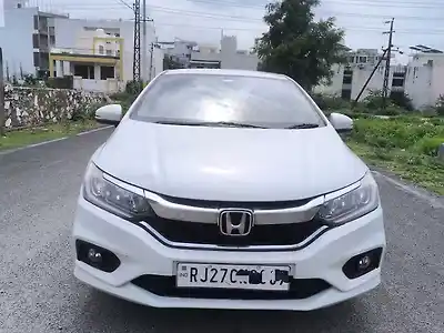 2021 होंडा सिटी वी पेट्रोल 1