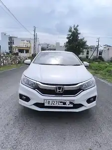 2021 होंडा सिटी वी पेट्रोल 1