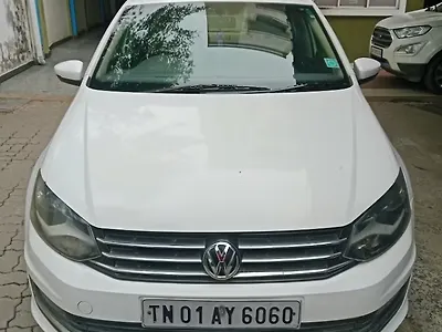 2015 Volkswagen Vento Highline Petrol 1