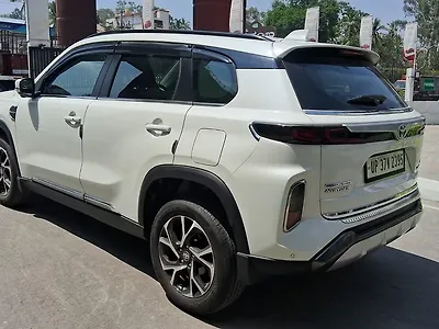2023 Toyota Urban Cruiser Hyryder V NeoDrive