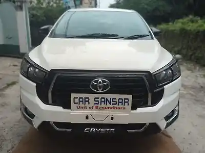 2019 टोयोटा इनोवा क्रिस्टा 2.4 g प्लस 8 सीटर [2019-2020] 1