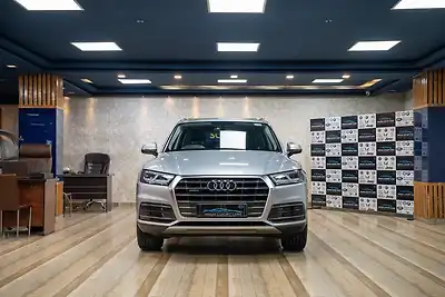 2018 Audi Q5 30 TDI Technology Pack 1