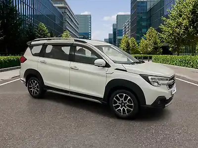 2022 मारुति सुज़ुकी XL6 अल्फ़ा एमटी पेट्रोल [2022-2023] 1