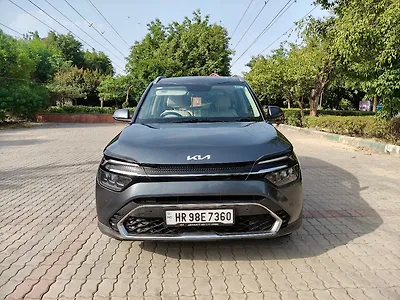 2022 Kia Carens Luxury Plus 1.4 Petrol DCT 7 STR 1