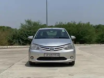 2015 टोयोटा इटियोस वीडी 1