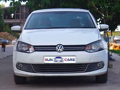 2013 Volkswagen Vento Highline Diesel 1